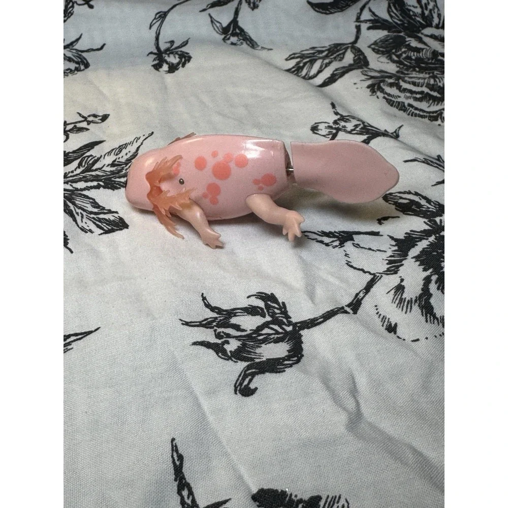 Zuru Pets Alive Axolotls Electronic Robot Swimming Toy Bath Pool Pink Working